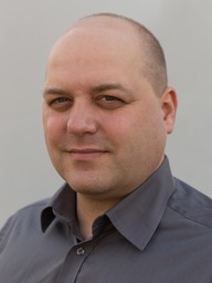 Dr. Christian Himpe