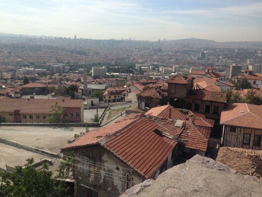 Blick von der Zitadelle über die Altstadt auf Ankara