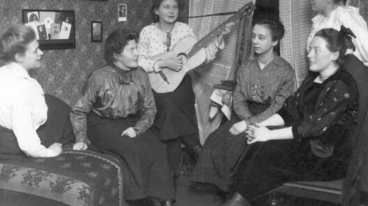 Studentinnen, 1918