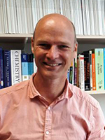 Portrait of Prof. Dr. Bart Jan Ravoo