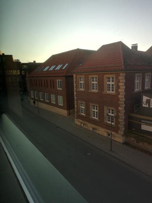 Blick auf das Bibelmuseum aus dem LWL-Museum für Kunst und Kultur