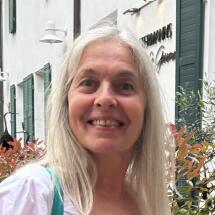 Karin Topp