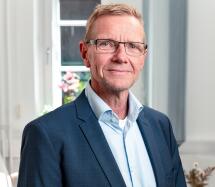 Prof. Dr.-Ing.  Bernd  Hellingrath