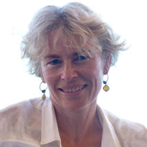Univ.-Prof. Dr. rer. nat. Karin Busch