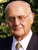 Prof. em. Dr. Dr. Anastasios  Kallis