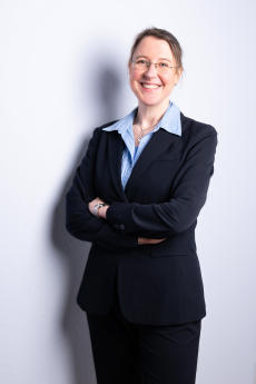 Dr. Silke Stroh