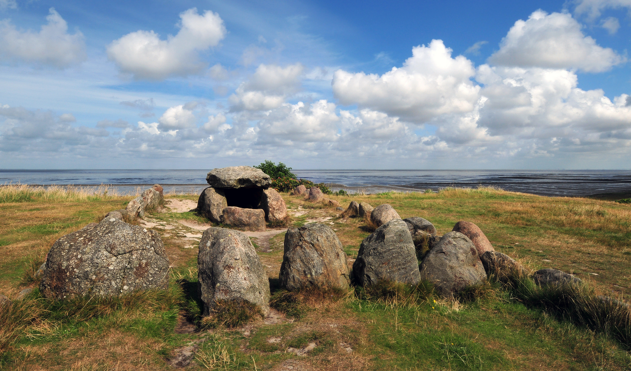 Megalithic Grave Harhoog In Keitum _sylt _germany