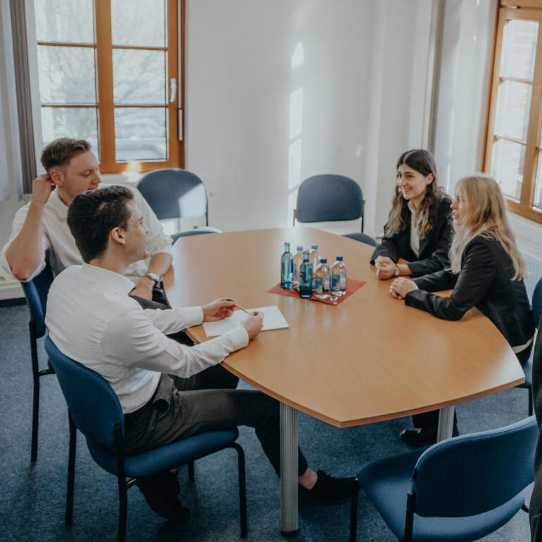 Studierende im Masterstudiengang Wirtschaftschemie