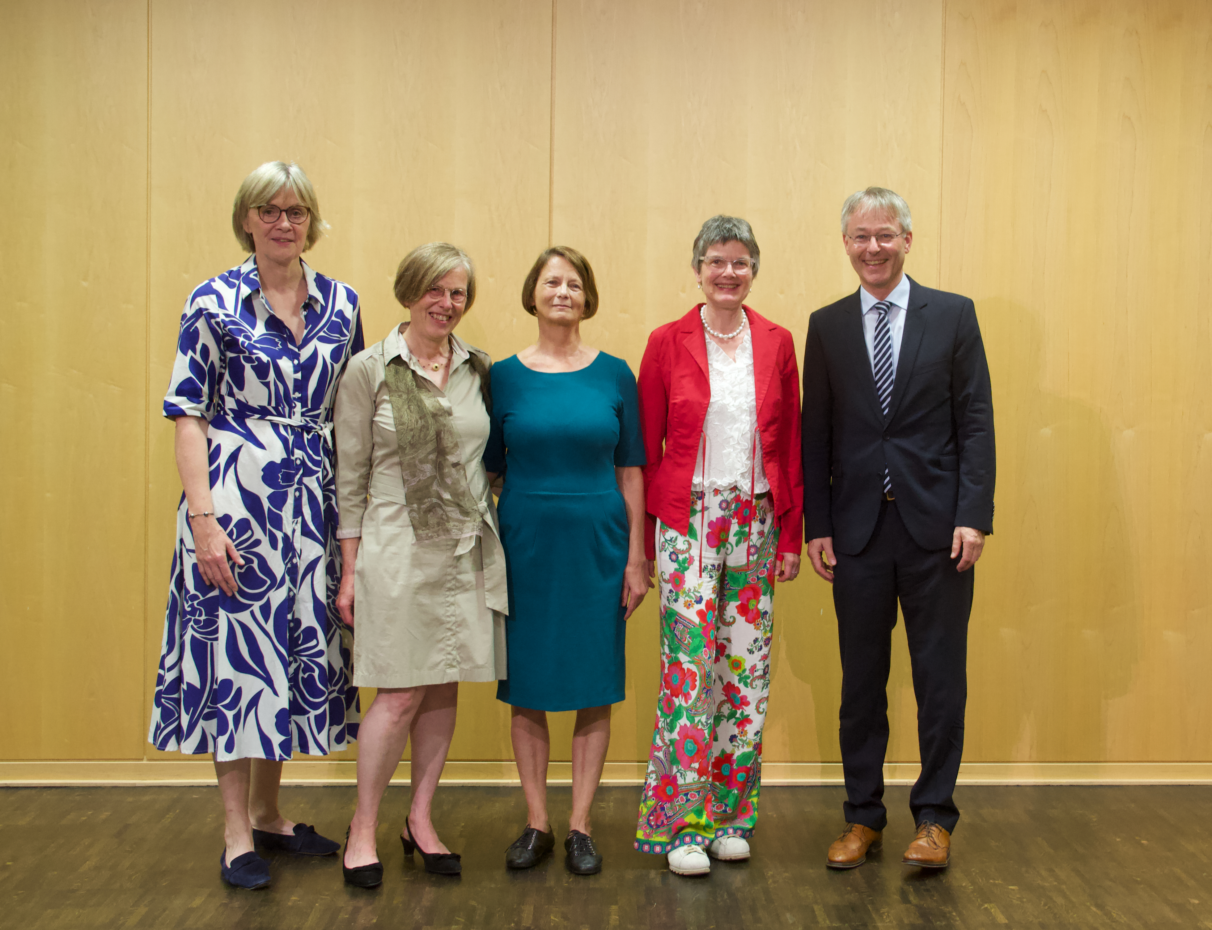 v.l. Maria Kröger (Akademie Franz Hitze Haus), Prof.'in Marianne Heimbach-Steins, Prof.'in Regina Ammicht Quinn, Prof.'in Monika Bobbert, Dekan Prof. Norbert Köster.