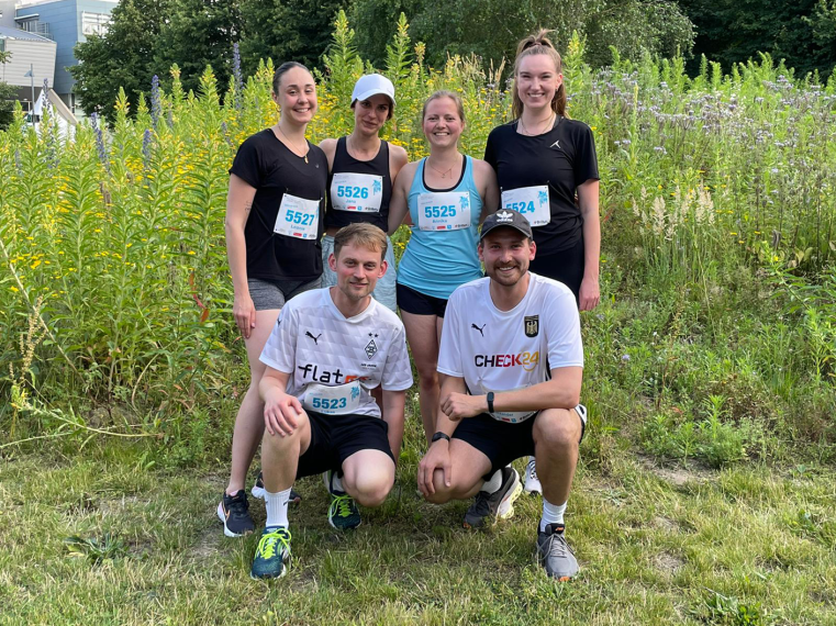 Gruppenbild des SMNKG-Teams im Rahmen des Leonardo-Campus-Runs