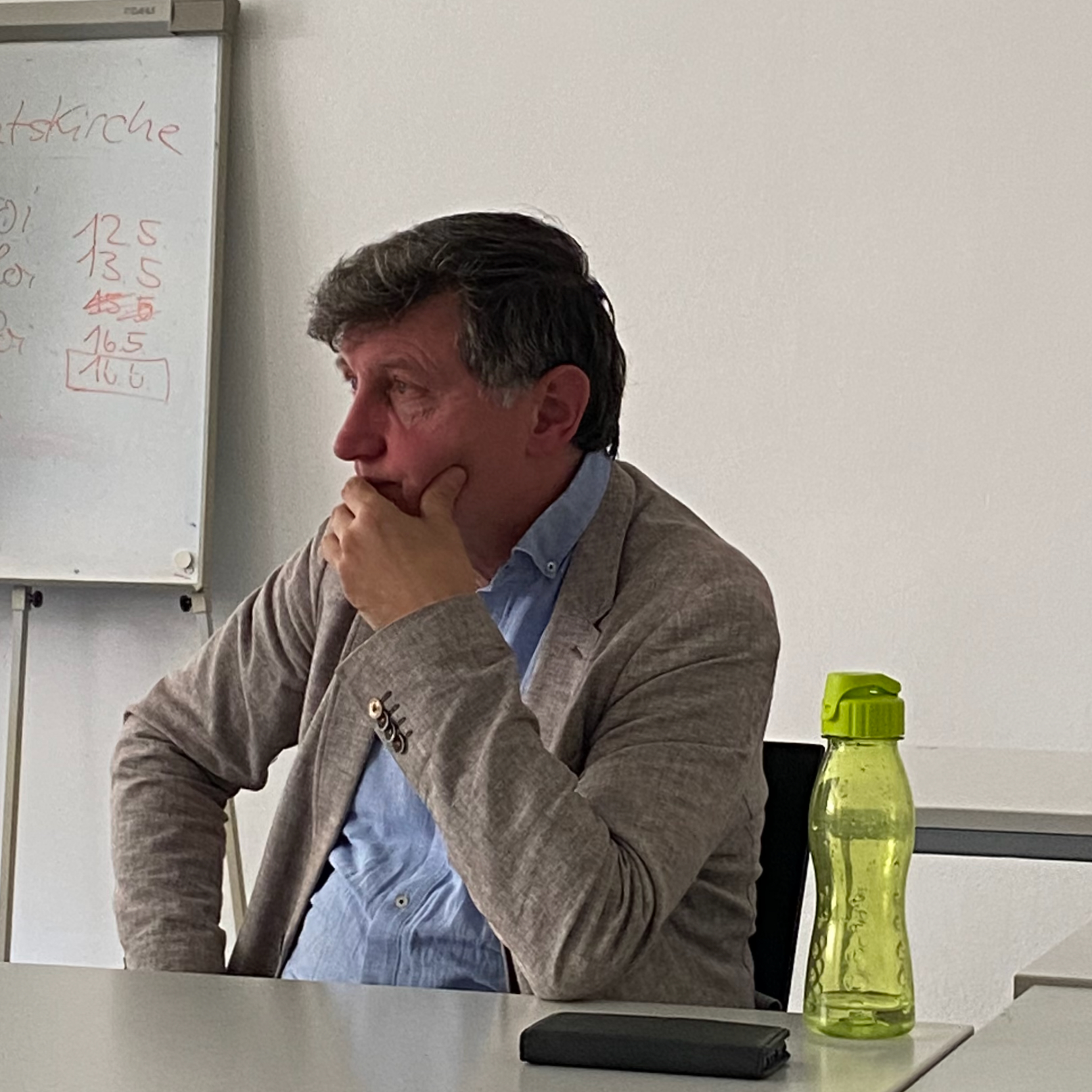 Zu Gast im Blockseminar "Global Health und globale Gerechtigkeit": Experte Prof. Dr. Walter Bruchhausen