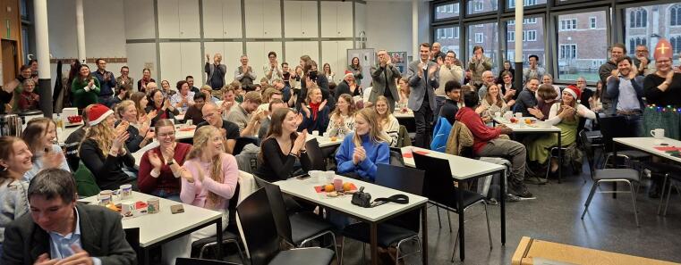 Großer Applaus bei der Adventsvorlesung