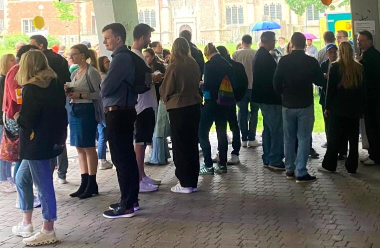 Besucher der Theofete