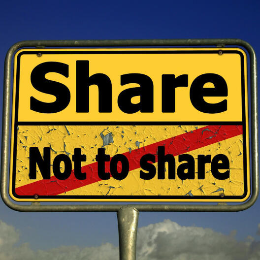 Schild: Share