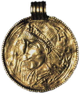  Goldbrakteat aus Tjurkö (5. Jahrhundert n. Chr.) 