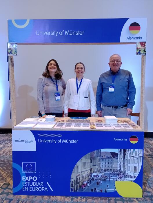 Laura Redondo and Anja Grecko Lorenz (Brazil Center) and Christoph Brox (Institute for Geoinformatics) of the University of Münster (from left to right)