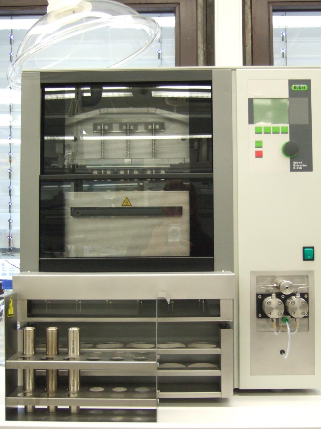 Lab Sample Tcc Machine IGP - Applied Geology - Laboratory Equipment