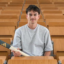 Jonas Angrick (Student)