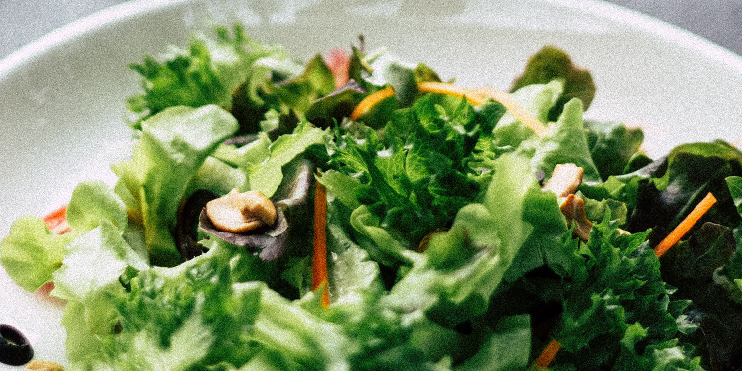 Salat auf einem Teller