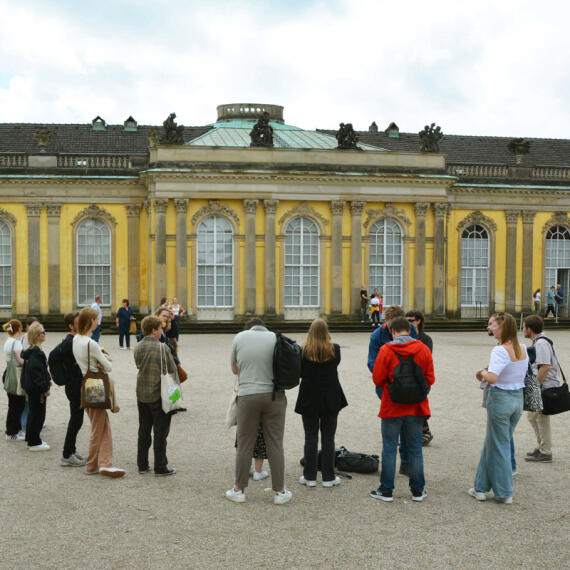 Gruppenfoto Exkursion Nach Berlin Und Potsdam