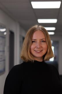 Dr.  Susanne Meinert