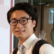 <b> Yuji Sakai</b>