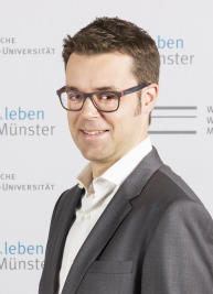 Prof. Dr.  Carsten Schuck