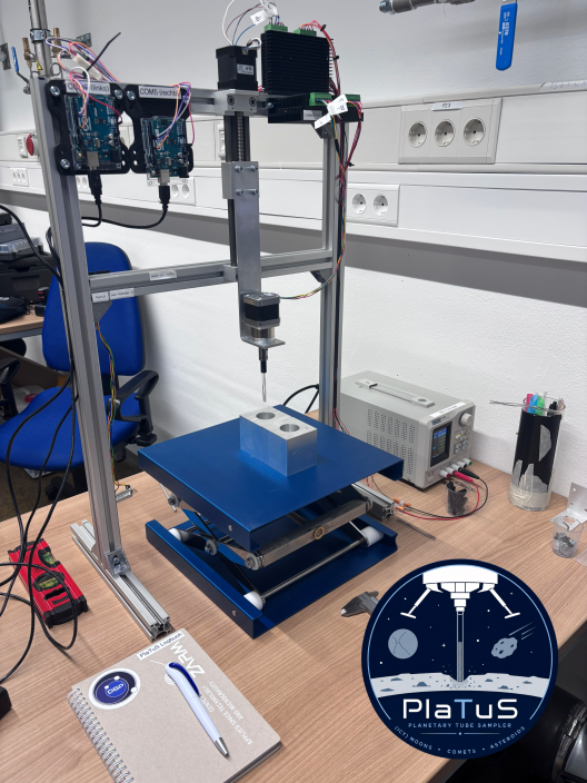 PlaTuS Experiment mit Logo