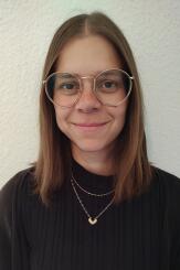 Dr. Nina Heins