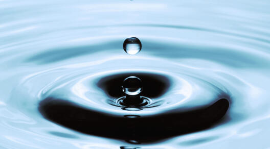 Wassertropfen Mittel