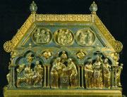 Pm-goldschmiedekunst-marienschrein-tournai