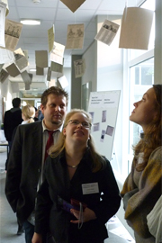 News Stein Haus Ausstellung Flugblaetter