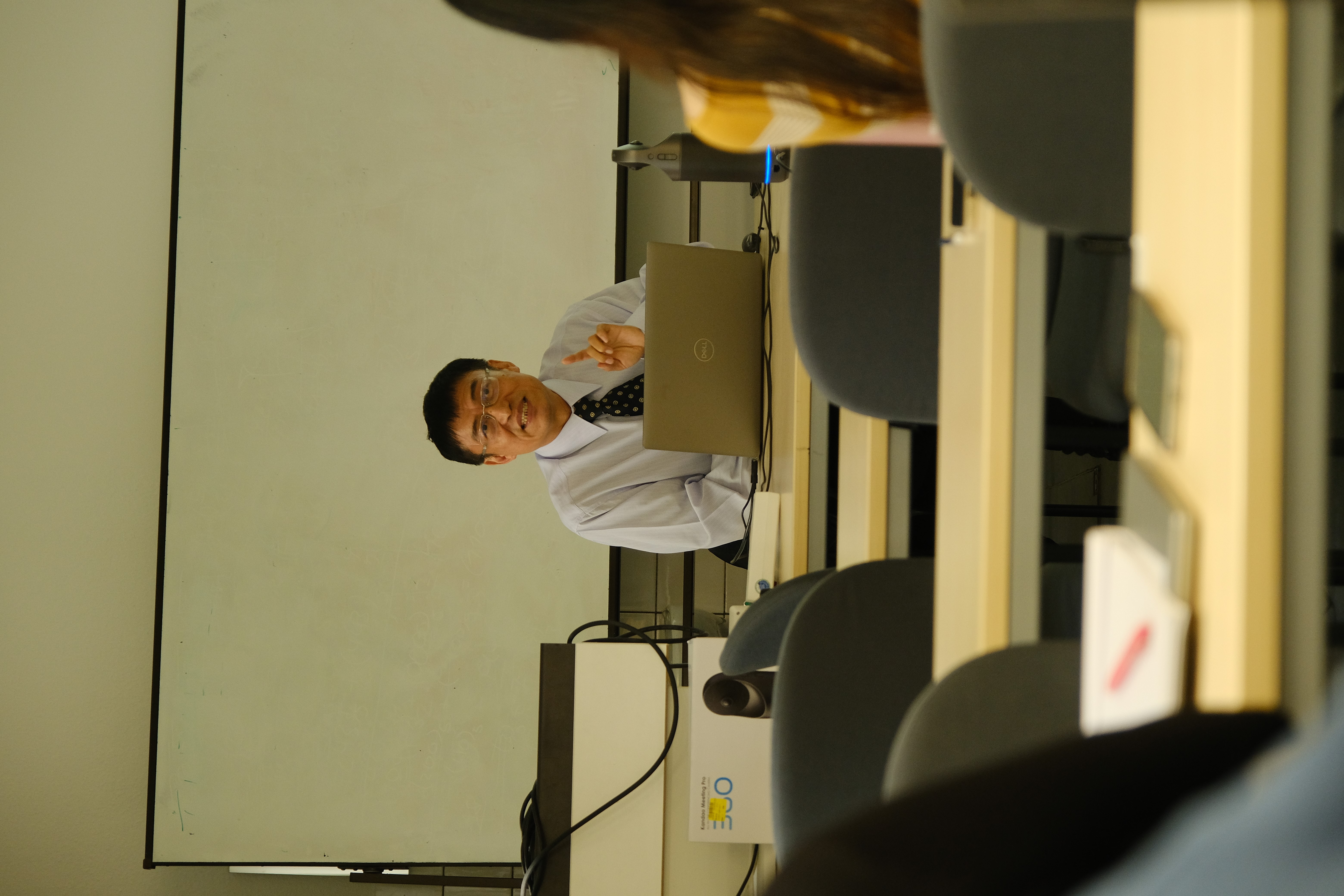 Unterricht von Prof. Dr. Chen Deng-wu 陳登武