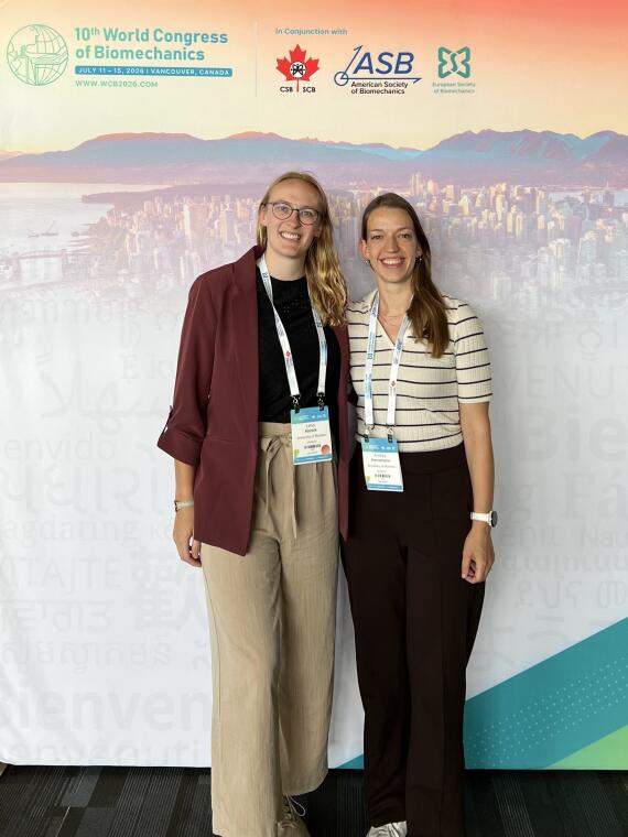 Lena Kloock and Andrea Arensmann at the 10th World Congress of Biomechanics