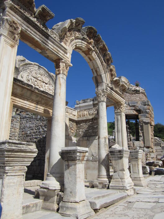 Ephesus Hadrianstempel