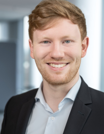 Dr.  Johannes Branahl