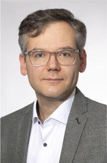 PD Dr. Robert Matthias Erdbeer
