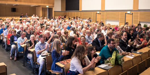 Alumni at the lecture hall.