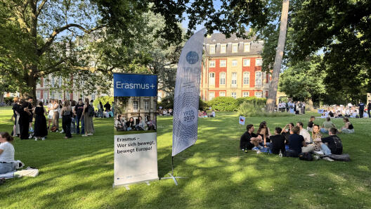 Erasmus+ Stipendiat*innentreffen im Schlossgarten