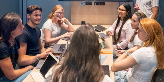 Study-preparatory German language courses