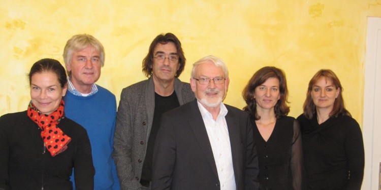 Prof. Dr. Andrea Szukala, Uwe Diener, Prof. Dr. Matthias Grundmann, Prof. Dr. Wolfgang Sander, Pamela Brandt, Sabine Kühmichel (Forschen-mit-GrafStat) (v.l.)<address>&copy; WWU</address>
