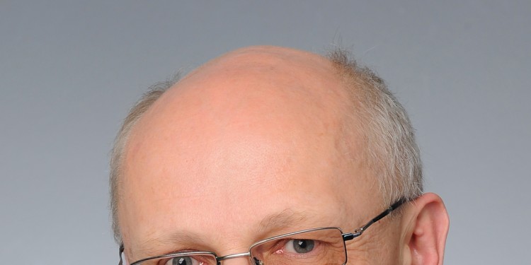 Prof. Dr. Reinhard Büttner<address>&copy; privat</address>