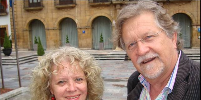 Dr. Christine Putnis und Prof. Andrew Putnis<address>&copy; privat</address>