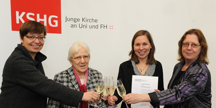 v.l.: Prof. Judith Könemann, Studienprof. Maria Kassel, Rahel Steinmetz, Prof. Marie-Theres Wacker<address>&copy; WWU - Peter Grewer</address>