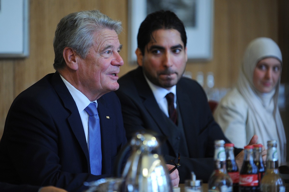 Bundespräsident Joachim Gauck im Gespräch mit Prof. Dr. Mouhanad Khorchide.