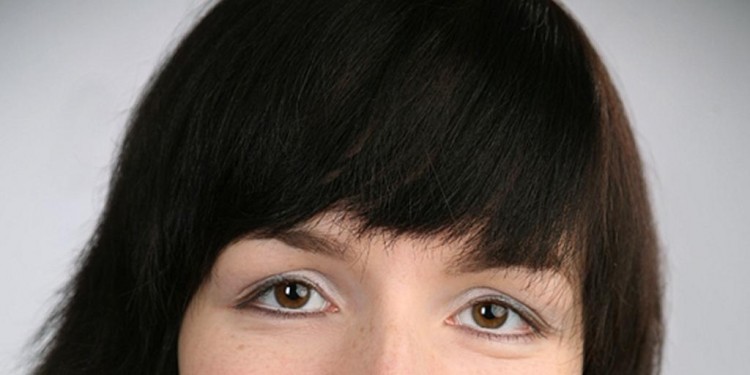 <address>&copy; WWU</address>