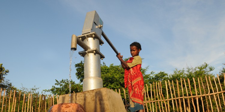 In Anosikely auf Madagaskar konnten Brunnen für 1.800 Menschen gebaut werden.<address>© Viva con Agua e.V.</address>