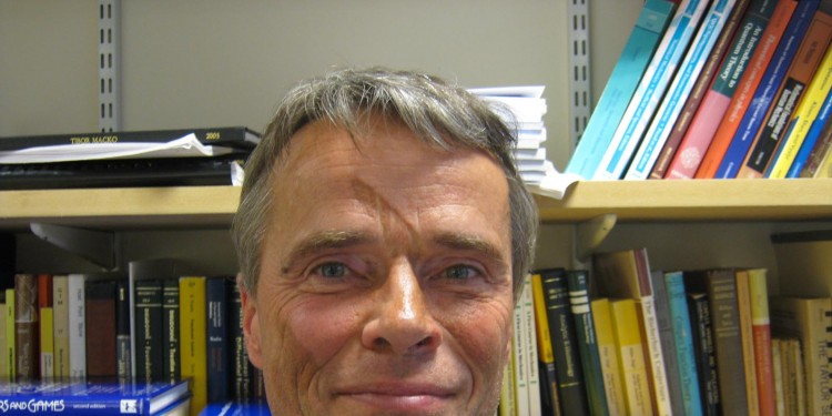 Prof. Dr. Michael Weiss<address>&copy; privat</address>