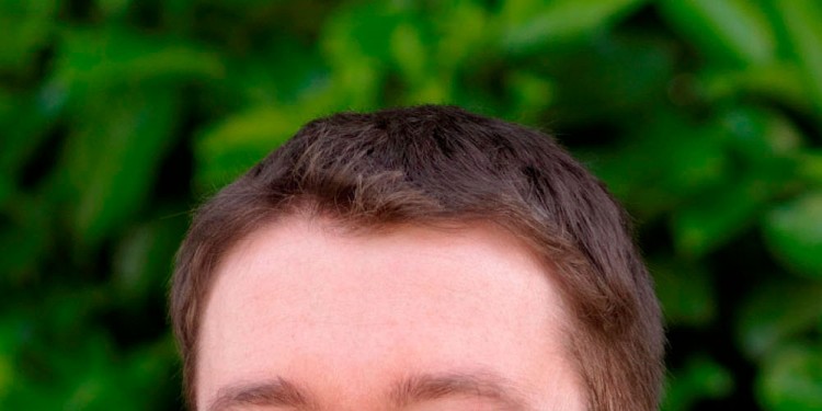 Dr. Ralph Holl<address>&copy; privat</address>