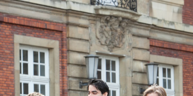Schulministerin Sylvia Löhrmann, Prof. Dr. Mouhanad Khorchide und Rektorin Prof. Dr. Ursula Nelles<address>&copy; WWU - Peter Leßmann</address>